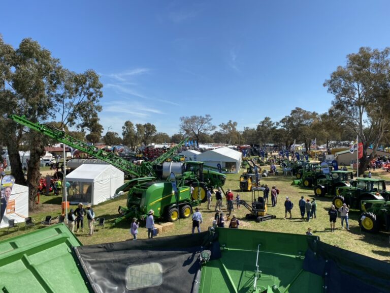 Henty Machinery Field Days Hutcheon and Pearce 2022